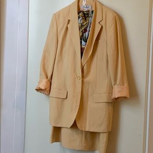 Vintage linen(55%) ladies suit